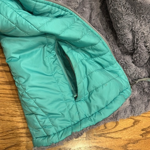 Girls Reversible NORTH FACE Puffy Jacket - size 14/16 (L) - Picture 8 of 10